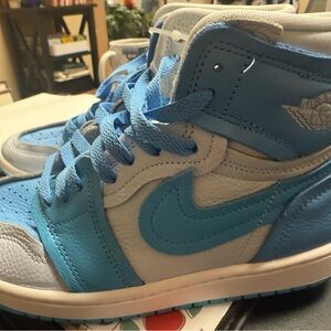 Air Jordan 1 High. Method of Make Blue Tint (Women’s). SIZE 9. FB9891-404